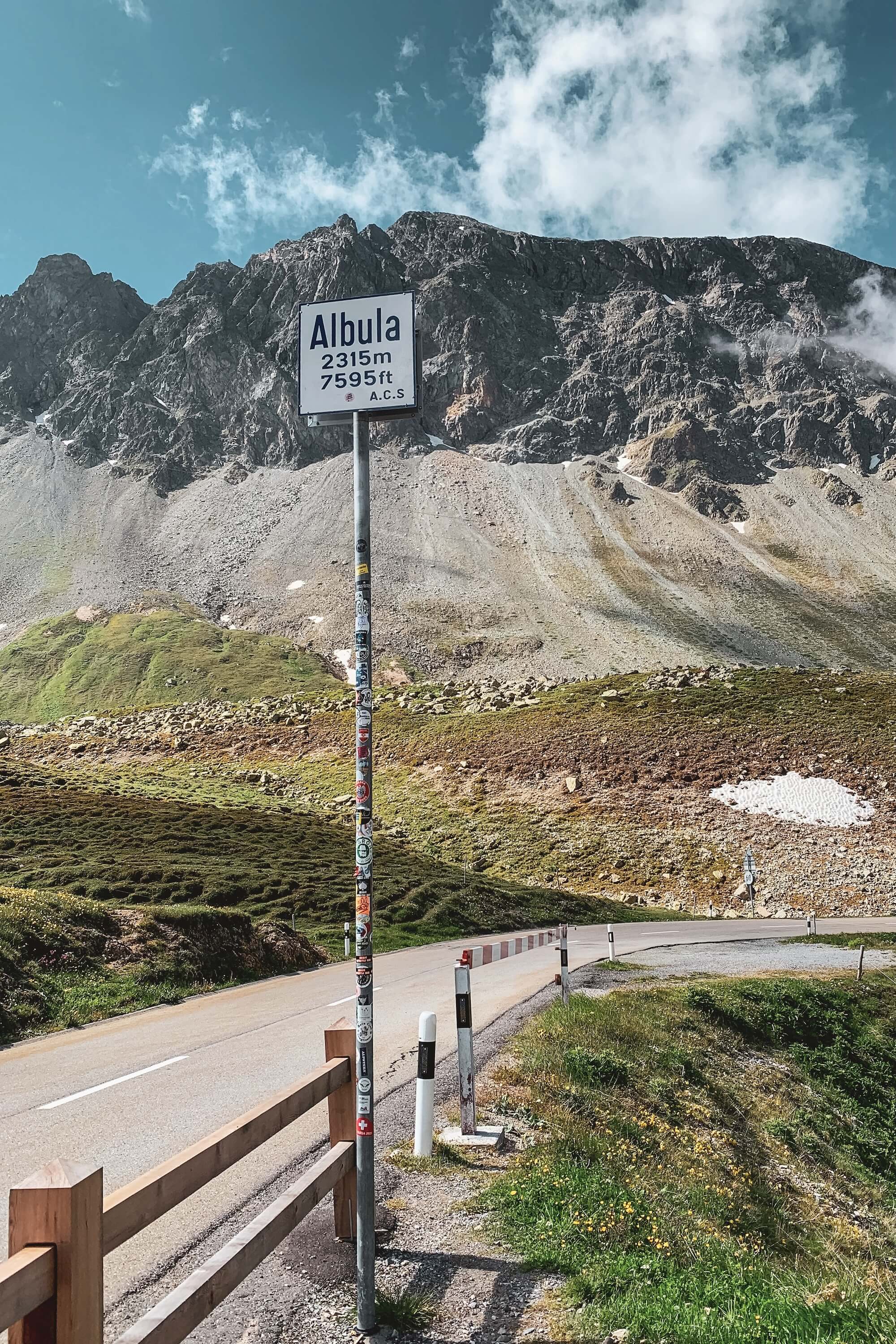 Albula Pass sign
