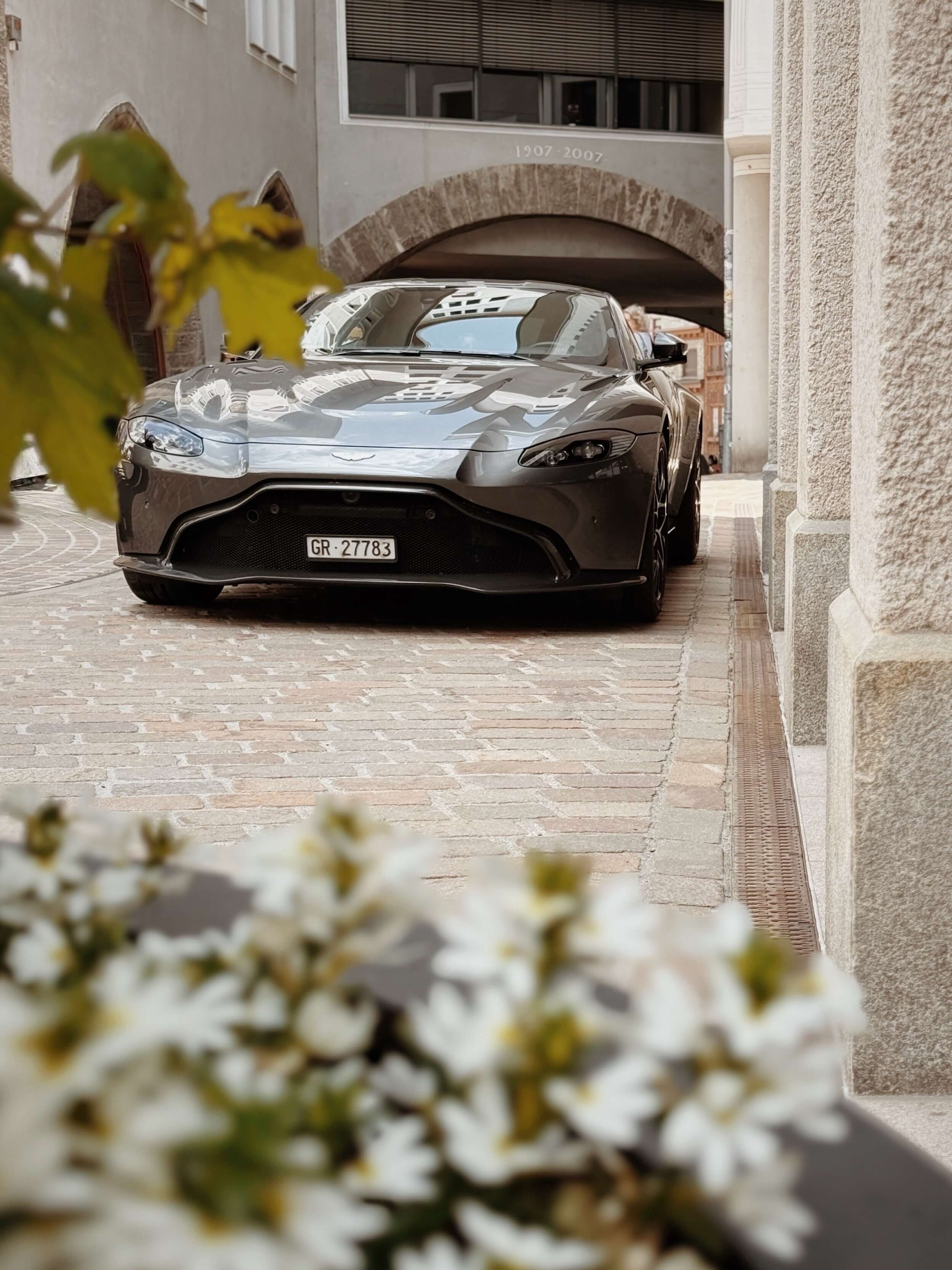 Aston Martin Vantage