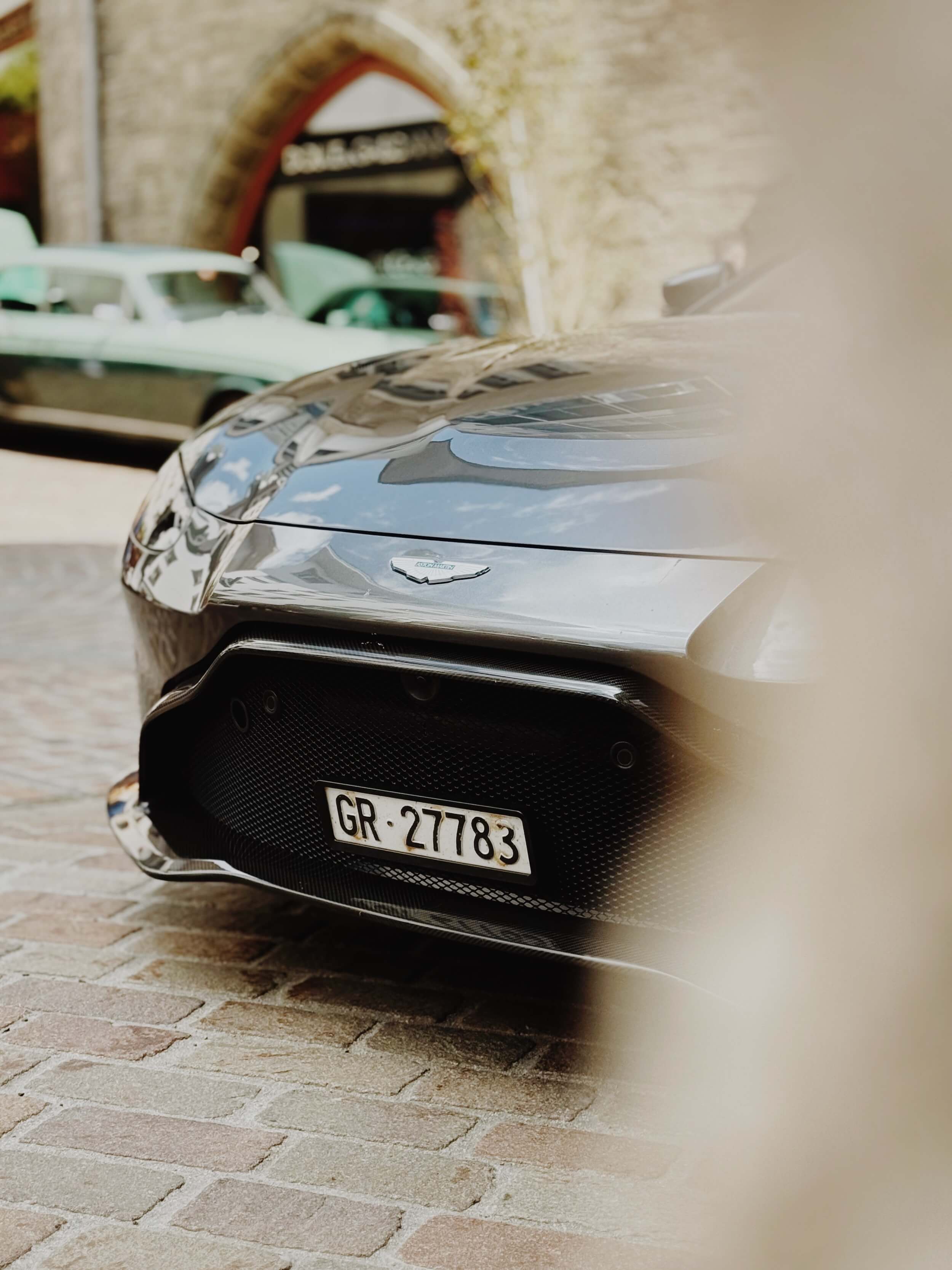 Aston Martin Vantage