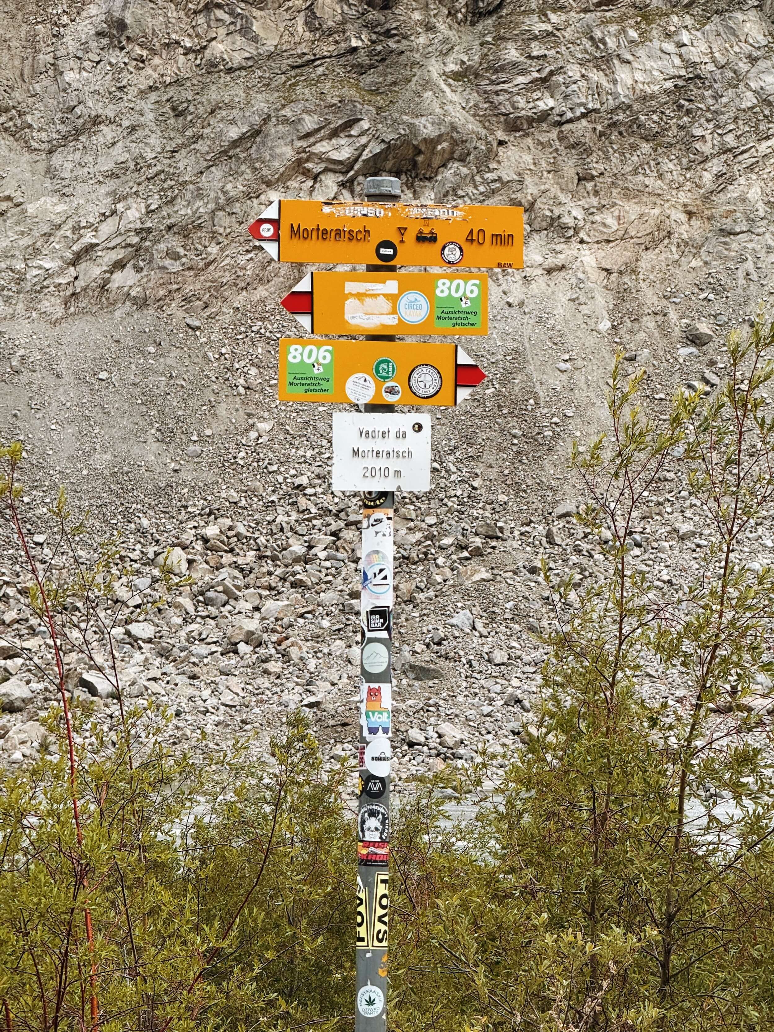 Hiking sign on the trail